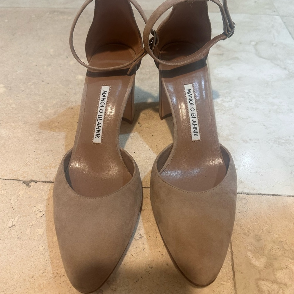 Manolo Blahnik Beige Heels with Ankle Strap